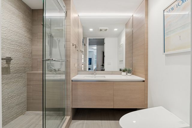 680 N Lake Shore Drive 1306, Chicago, IL 60611