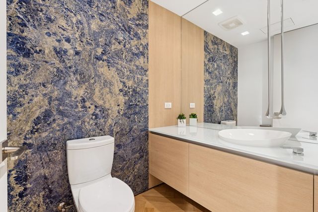 680 N Lake Shore Drive 1306, Chicago, IL 60611