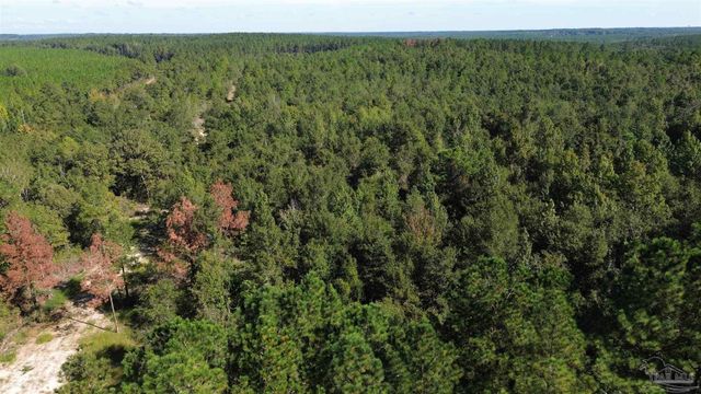 0004 Gin Rd, Pace, FL 32571