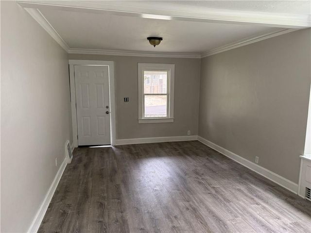 2723 Lathrop Avenue, Kansas City, KS 66104