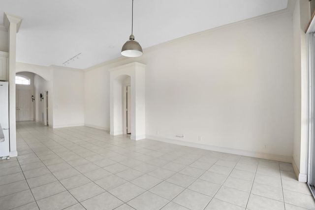 13850 Via Vittoria, Delray Beach, FL 33446