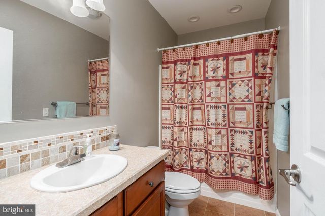 237 CEDARBRIDGE RD, Monroeville, NJ 08343