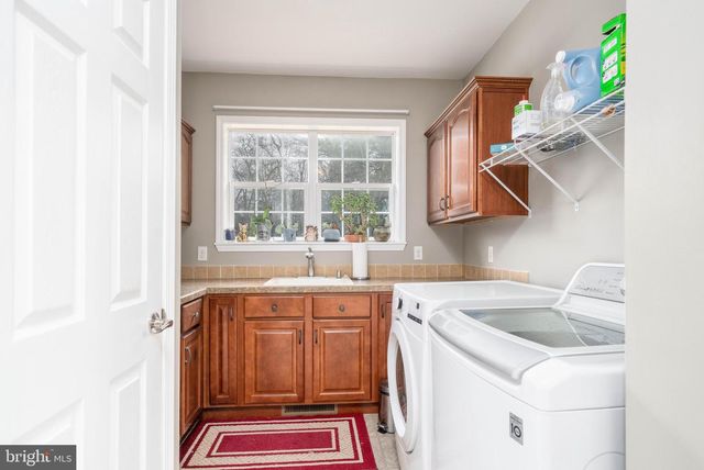 237 CEDARBRIDGE RD, Monroeville, NJ 08343