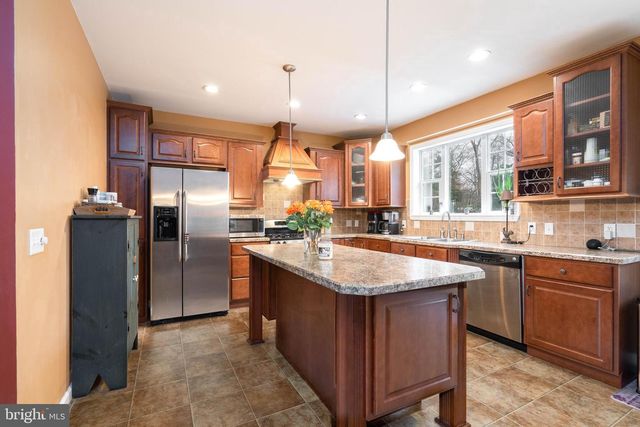 237 CEDARBRIDGE RD, Monroeville, NJ 08343