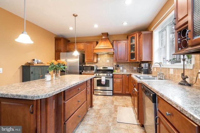 237 CEDARBRIDGE RD, Monroeville, NJ 08343