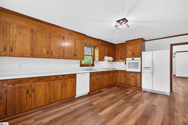 227 White Drive, Simpsonville, SC 29681