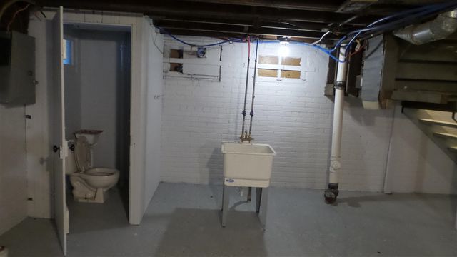 4348 Sturtevant Street, Detroit, MI 48204