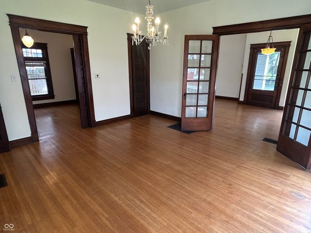 242 N Arsenal Avenue, Indianapolis, IN 46201