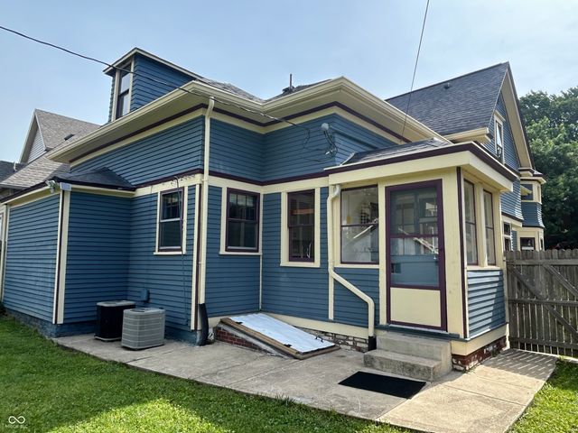 242 N Arsenal Avenue, Indianapolis, IN 46201