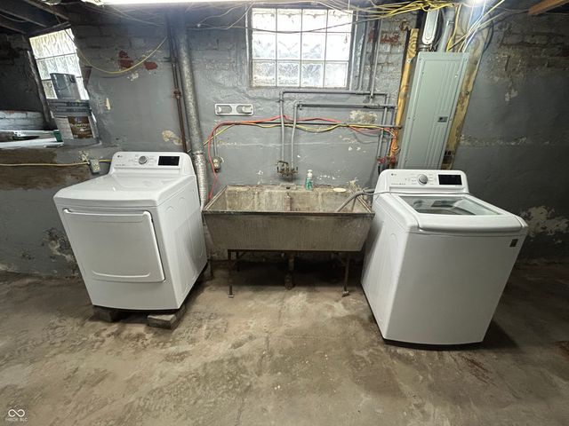 242 N Arsenal Avenue, Indianapolis, IN 46201