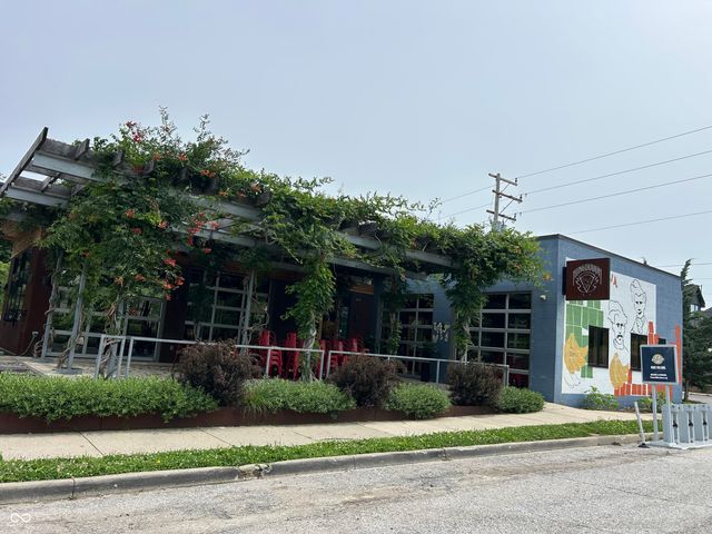242 N Arsenal Avenue, Indianapolis, IN 46201