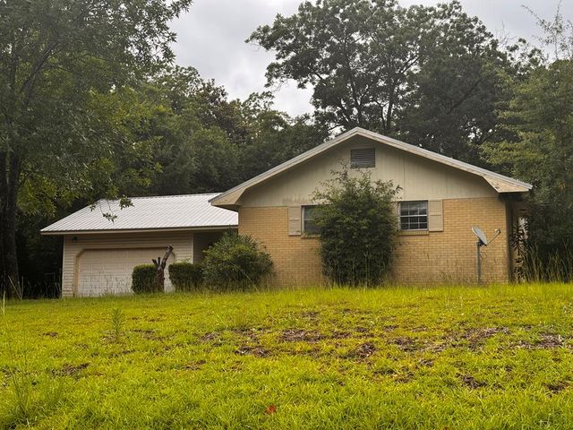 705 Dogwood, Dothan, AL 36301