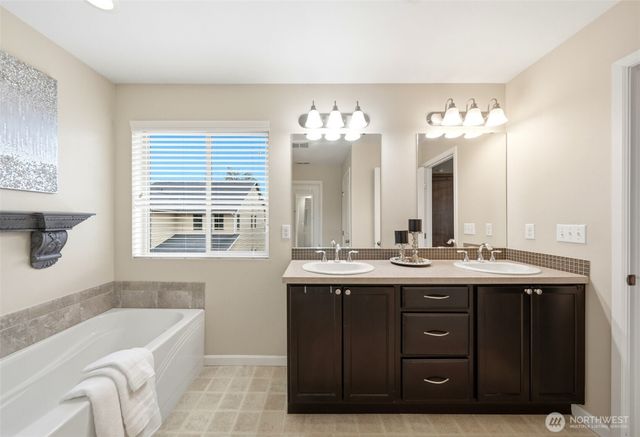 21 92nd Drive SE, Lake Stevens, WA 98258