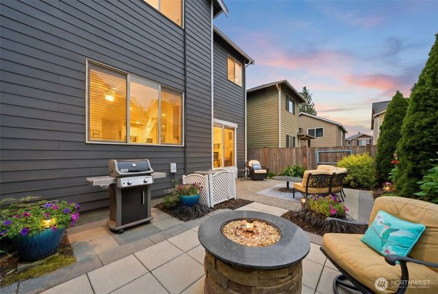 21 92nd Drive SE, Lake Stevens, WA 98258