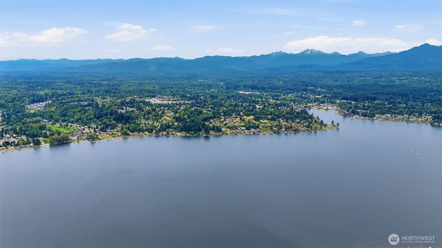 21 92nd Drive SE, Lake Stevens, WA 98258