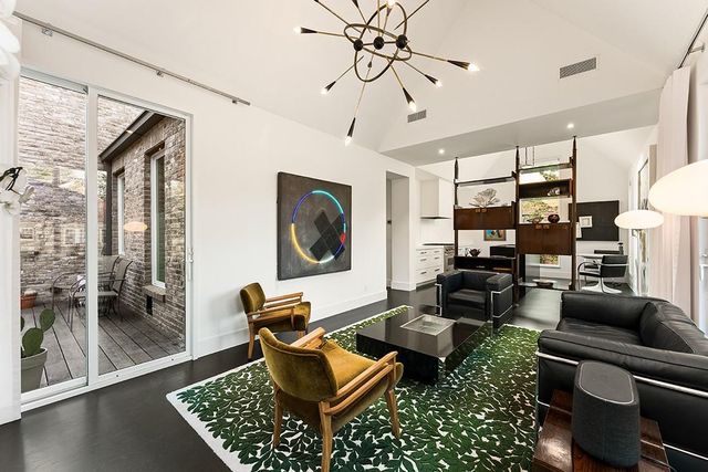 1803 Palma PLZ, Austin, TX 78703