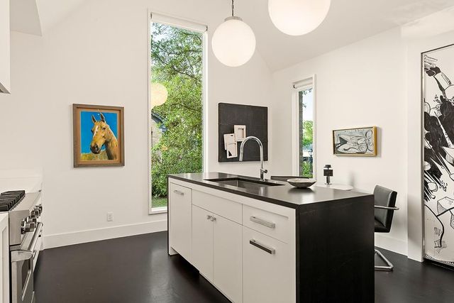 1803 Palma PLZ, Austin, TX 78703