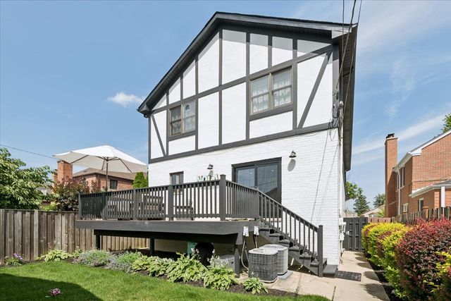 1634 N 76th Avenue, Elmwood Park, IL 60707