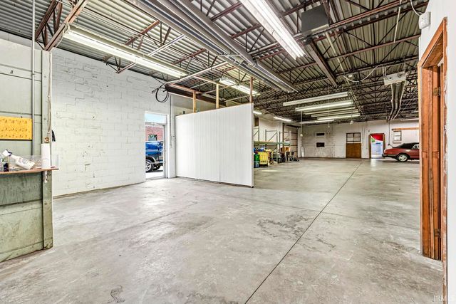 1505 W Beardsley Avenue, Elkhart, IN 46514