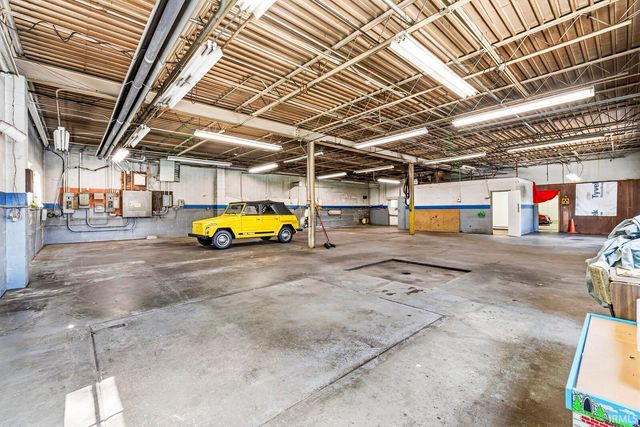 1505 W Beardsley Avenue, Elkhart, IN 46514