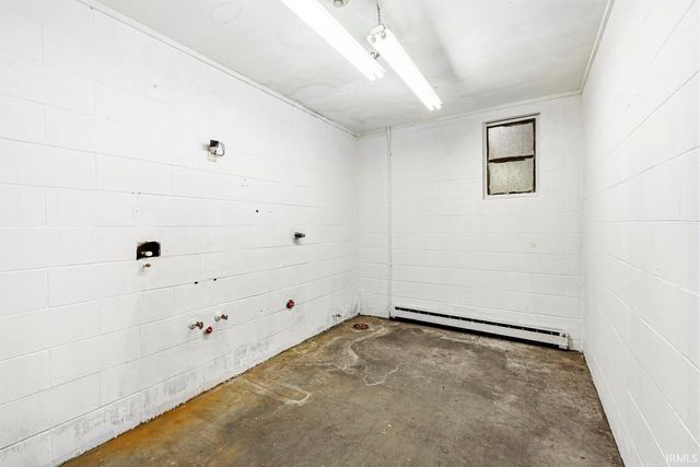 1505 W Beardsley Avenue, Elkhart, IN 46514