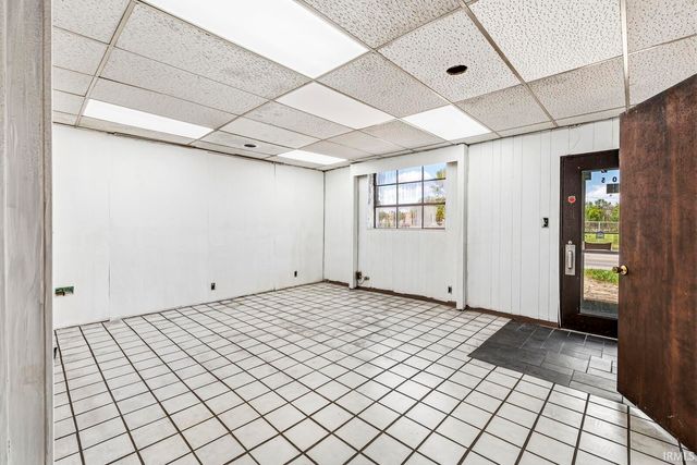 1505 W Beardsley Avenue, Elkhart, IN 46514
