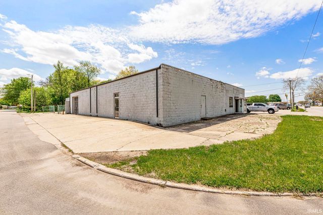 1505 W Beardsley Avenue, Elkhart, IN 46514