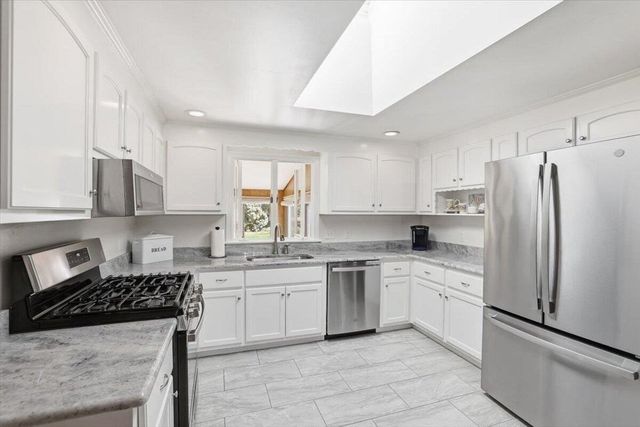 106 Pine Street, Yarmouth, MA 02675