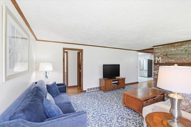 106 Pine Street, Yarmouth, MA 02675