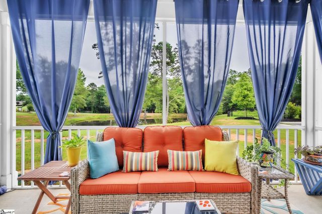 43 Carriage Run Drive, Simpsonville, SC 29681