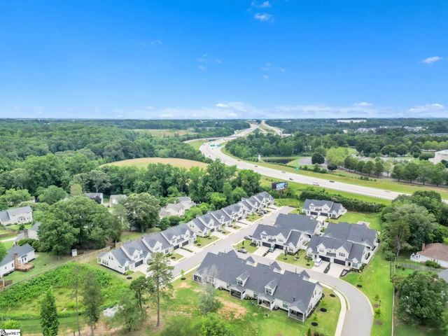 43 Carriage Run Drive, Simpsonville, SC 29681
