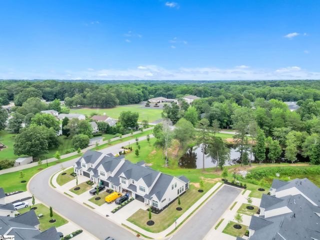 43 Carriage Run Drive, Simpsonville, SC 29681