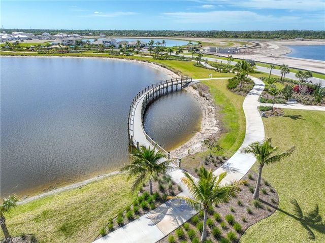 4644 Centaurus CIR, Naples, FL 34120