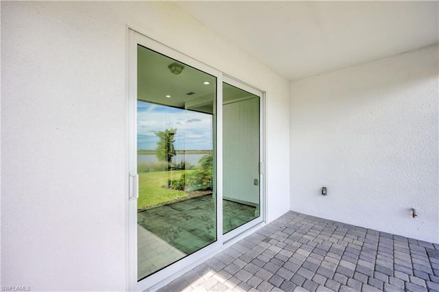 4644 Centaurus CIR, Naples, FL 34120