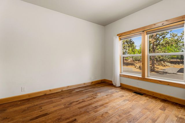 21125 Bear Creek Road, Bend, OR 97701