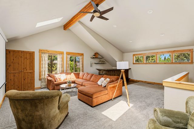 21125 Bear Creek Road, Bend, OR 97701