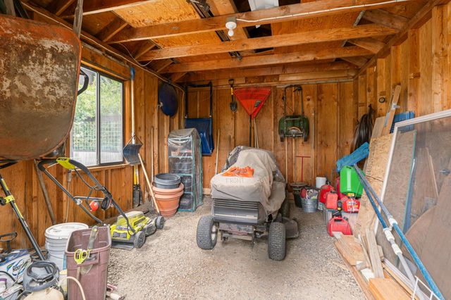 21125 Bear Creek Road, Bend, OR 97701