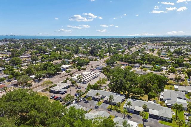 6072 ARLENE WAY, Bradenton, FL 34207