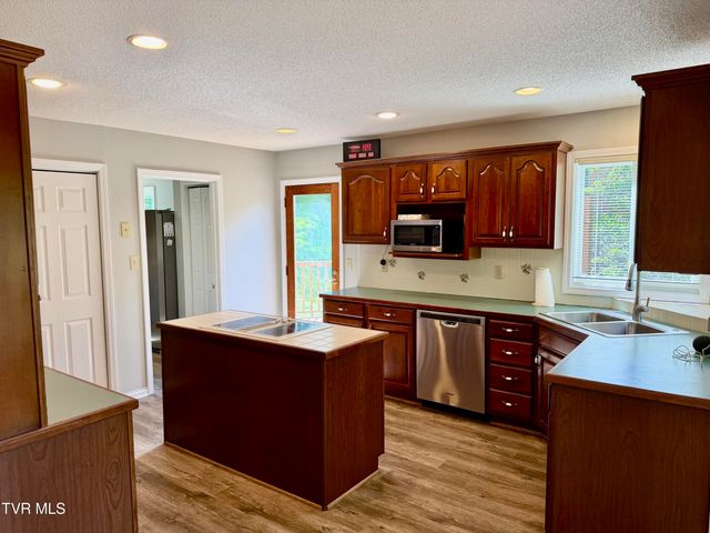 397 Pitt Road, Kingsport, TN 37663