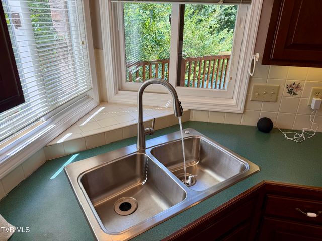 397 Pitt Road, Kingsport, TN 37663