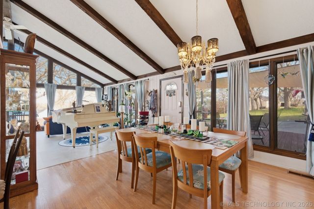 1504 Carey Drive, Grove, OK 74344