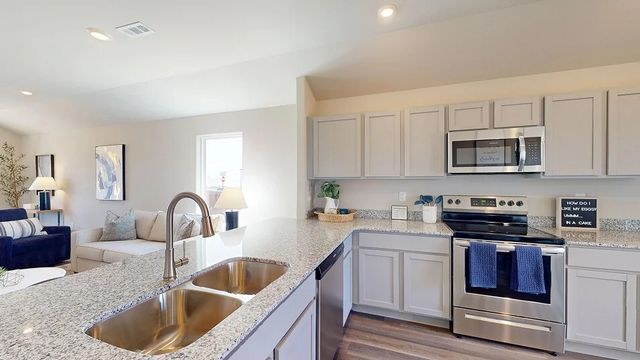 3007 Saline, Fayetteville, AR 72701