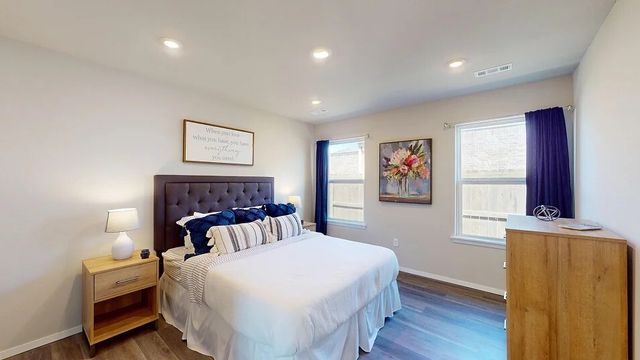 3007 Saline, Fayetteville, AR 72701