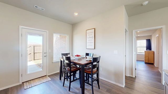3007 Saline, Fayetteville, AR 72701