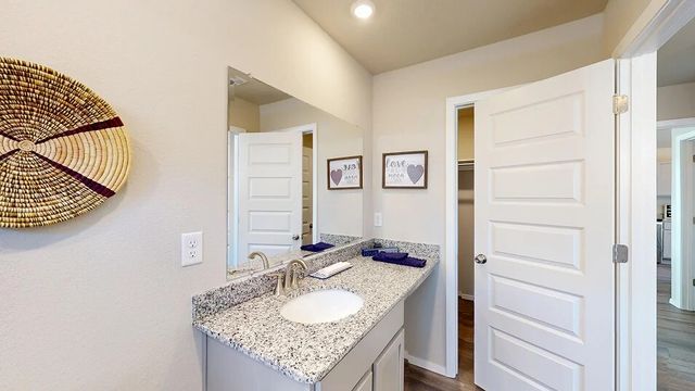 3007 Saline, Fayetteville, AR 72701