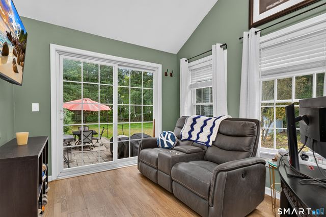 18 Rockridge Terrace, Prospect, CT 06712