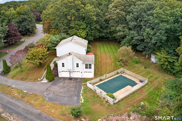 18 Rockridge Terrace, Prospect, CT 06712