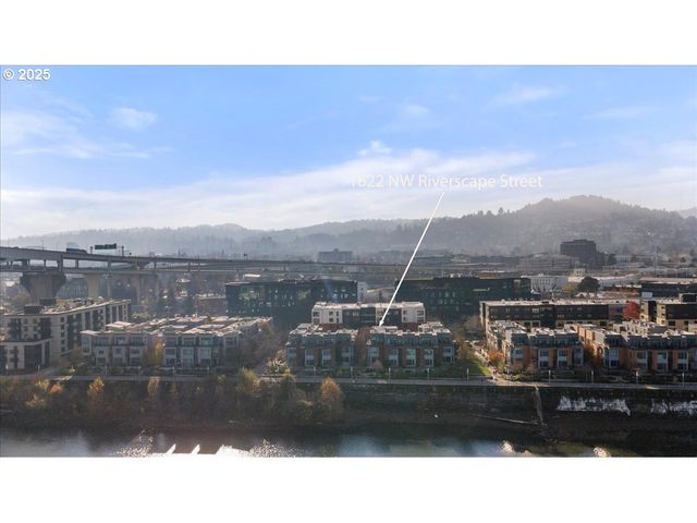 1622 Nw RIVERSCAPE St, Portland, OR 97209