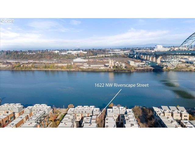 1622 Nw RIVERSCAPE St, Portland, OR 97209