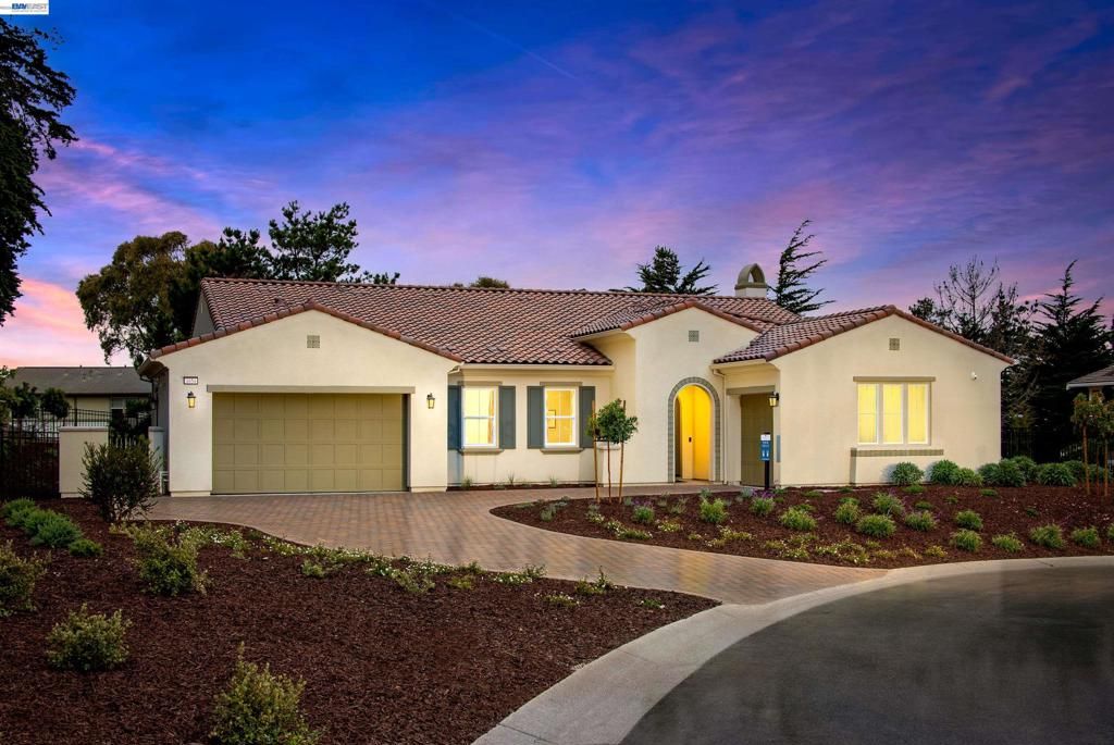 Image 1 of property listing at 1654 Fairway Dr, Seaside, CA 93955